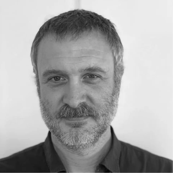 Tomás McKay